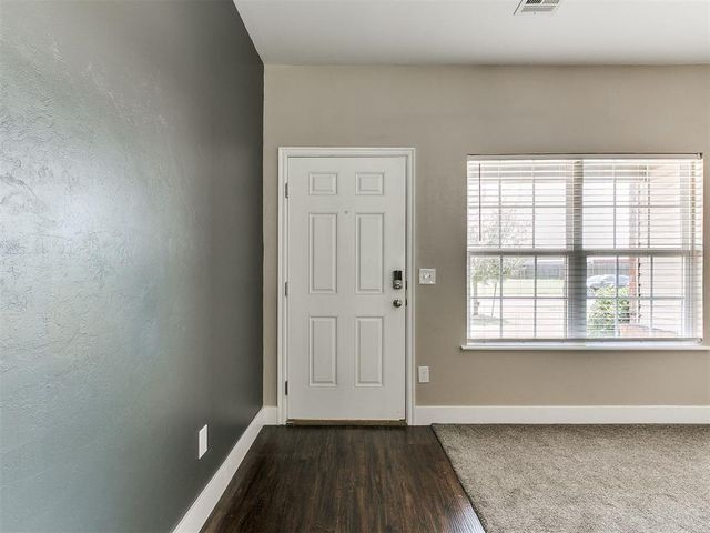 1500 Sandstone Drive, Noble, OK 73068