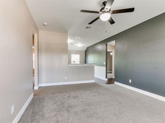 1500 Sandstone Drive, Noble, OK 73068