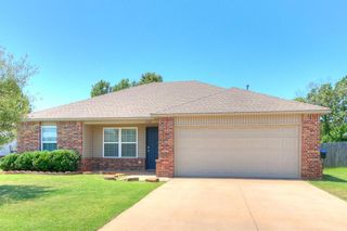 1500 Sandstone Drive, Noble, OK 73068