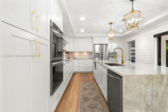 3540 NE 28th Ave, Lighthouse Point, FL 33064