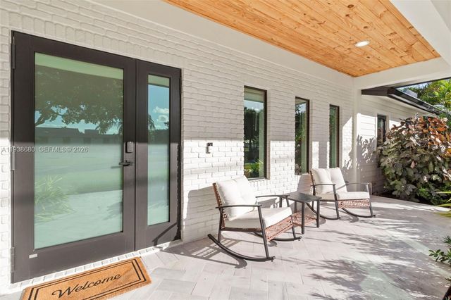 3540 NE 28th Ave, Lighthouse Point, FL 33064