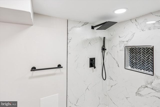 6727-H WINDSOR MILL RD, Gwynn Oak, MD 21207