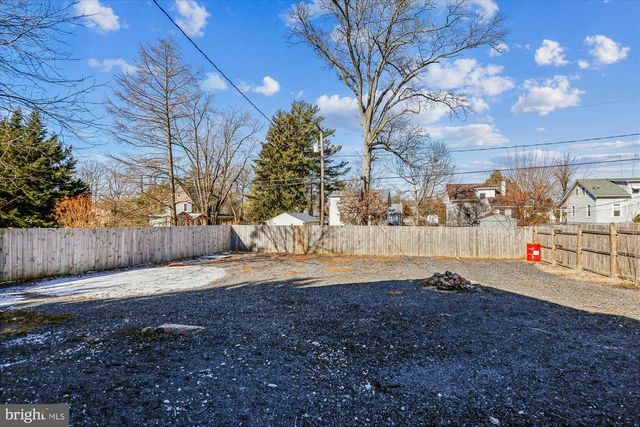 6727-H WINDSOR MILL RD, Gwynn Oak, MD 21207