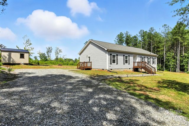 158 Semper Fidelis Road, Olin, NC 28660
