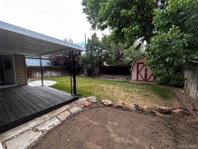 6915 W 55th Place, Arvada, CO 80002