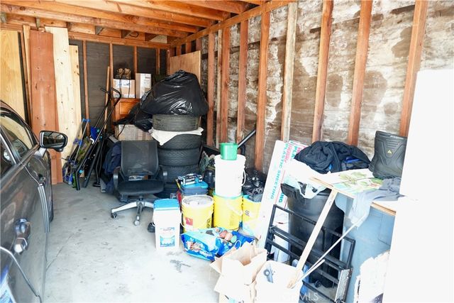 611 W 91st, Los Angeles, CA 90044