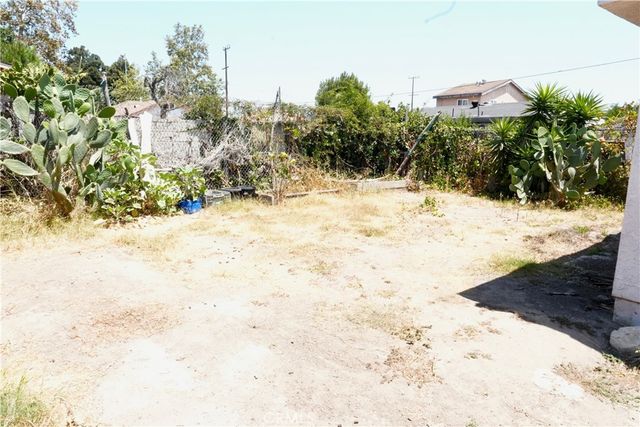 611 W 91st, Los Angeles, CA 90044