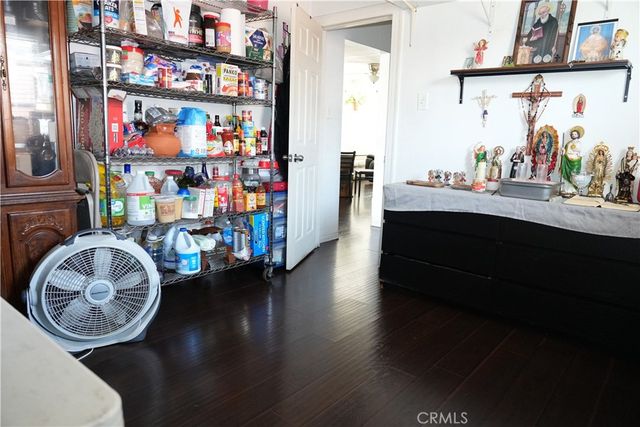 611 W 91st, Los Angeles, CA 90044