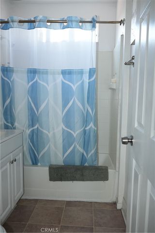 611 W 91st, Los Angeles, CA 90044