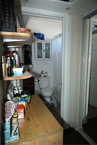 611 W 91st, Los Angeles, CA 90044