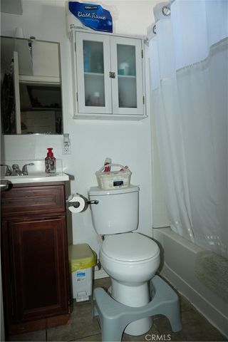 611 W 91st, Los Angeles, CA 90044