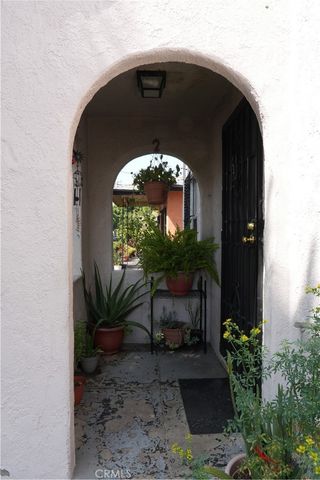 611 W 91st, Los Angeles, CA 90044