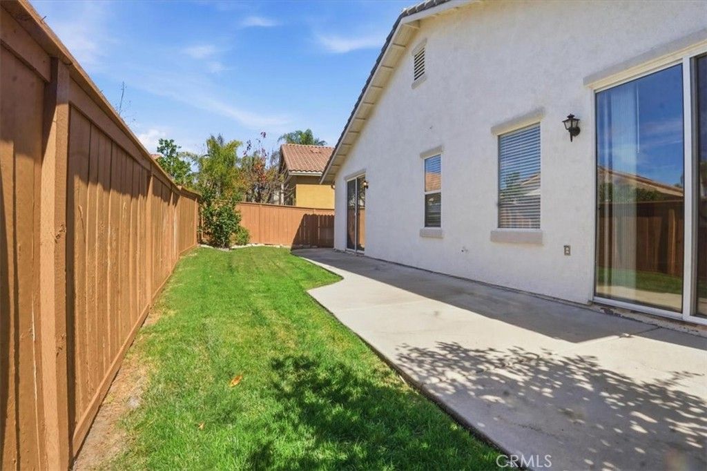 Image 27 of property listing at 41911 Driver Lane, Temecula, CA 92591