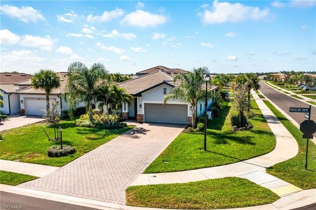 18307 Ridgeline DR, Estero, FL 33928