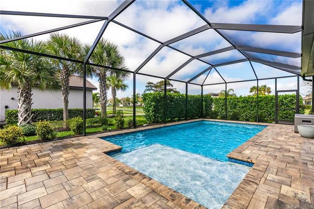 18307 Ridgeline DR, Estero, FL 33928