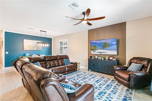 18307 Ridgeline DR, Estero, FL 33928