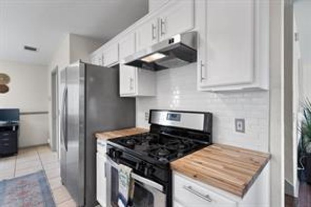 348 Spillway DR, Kyle, TX 78640