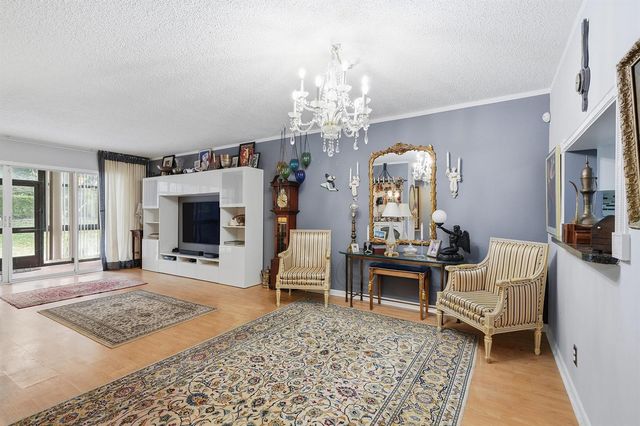 1774 Hammock Boulevard 118, Coconut Creek, FL 33063