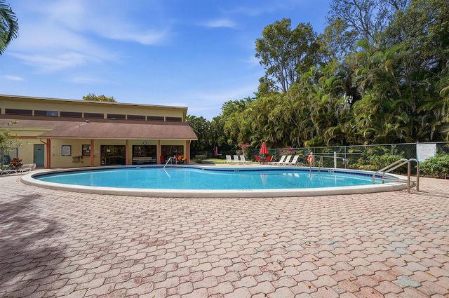 1774 Hammock Boulevard 118, Coconut Creek, FL 33063