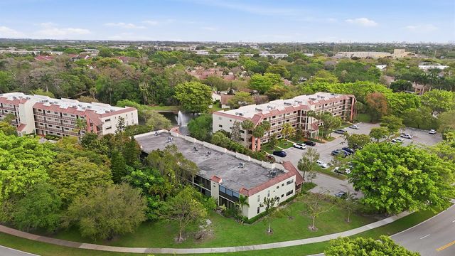 1774 Hammock Boulevard 118, Coconut Creek, FL 33063
