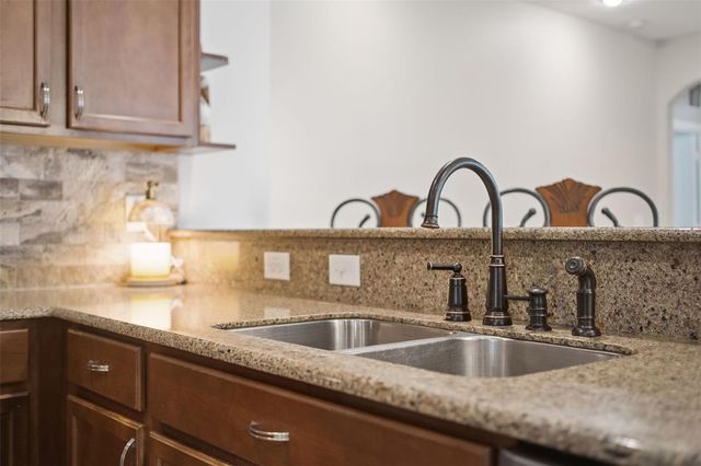 1862 LORENZO LANE, Oviedo, FL 32765