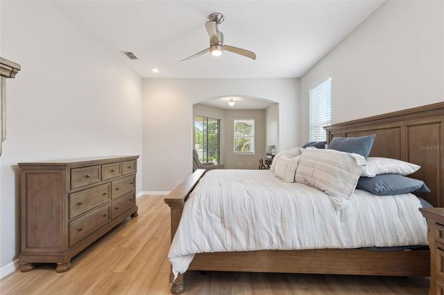 1862 LORENZO LANE, Oviedo, FL 32765