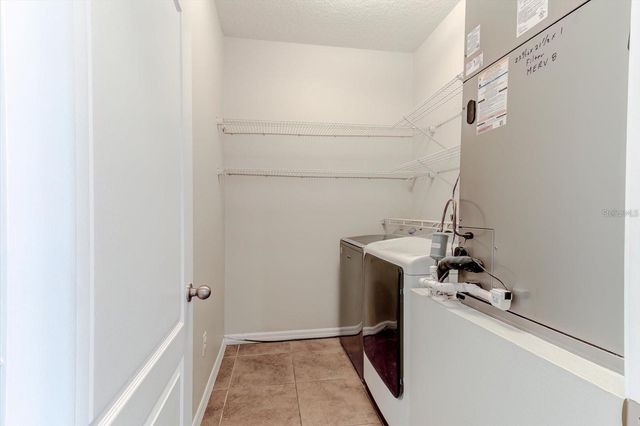 1862 LORENZO LANE, Oviedo, FL 32765