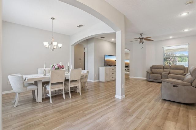 1862 LORENZO LANE, Oviedo, FL 32765