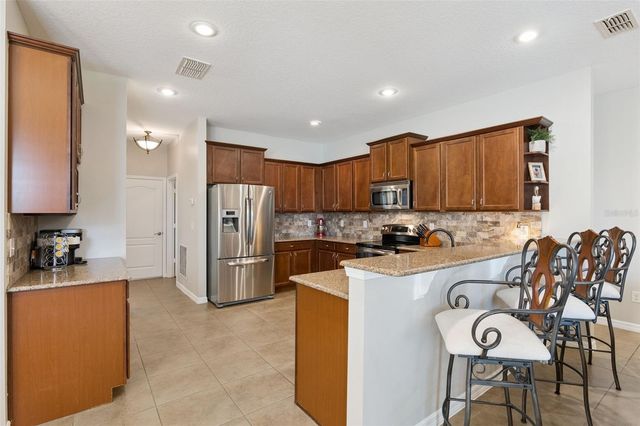 1862 LORENZO LANE, Oviedo, FL 32765