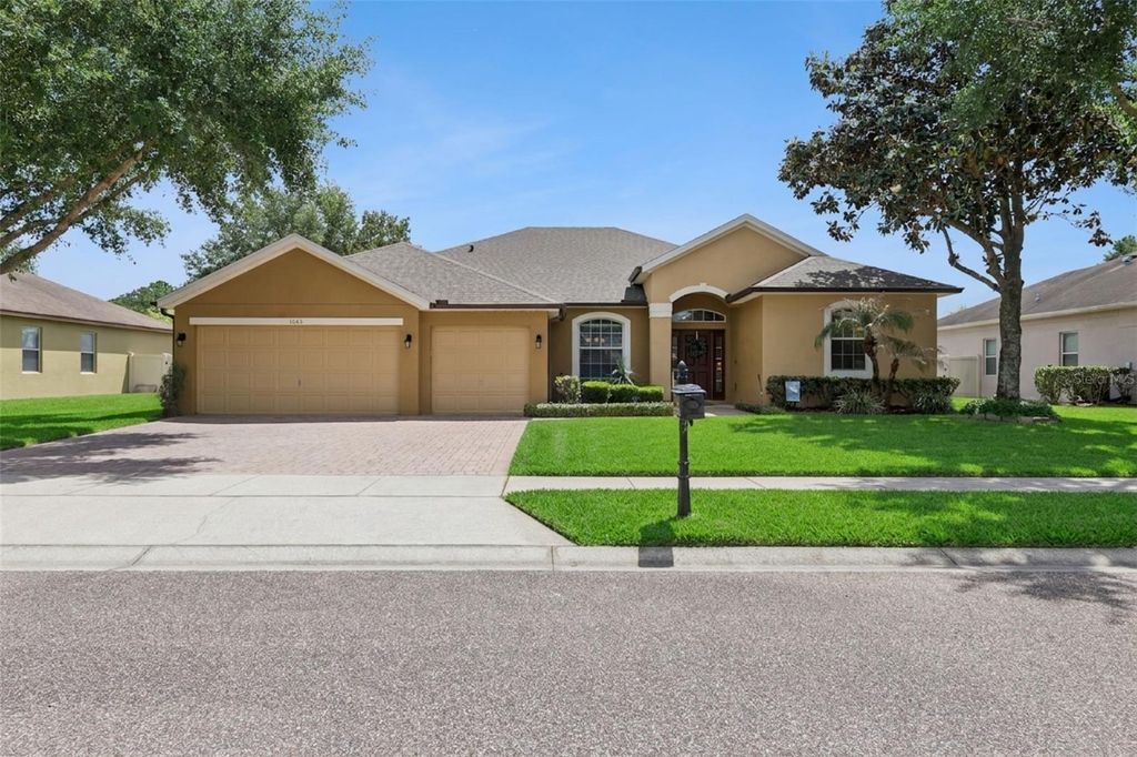 1862 LORENZO LANE, Oviedo, FL 32765