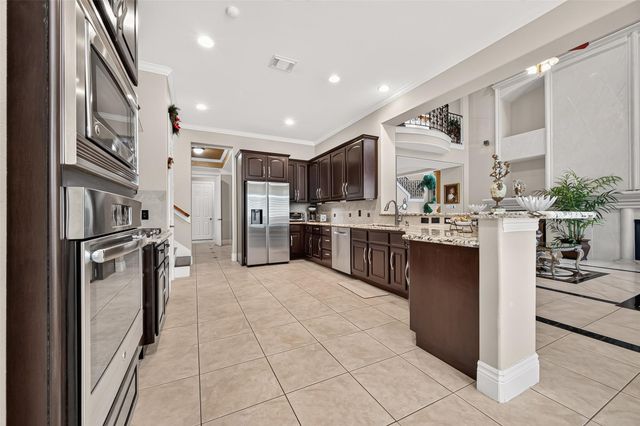 5303 Fenwick Way Court, Sugar Land, TX 77479