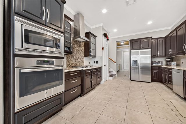 5303 Fenwick Way Court, Sugar Land, TX 77479