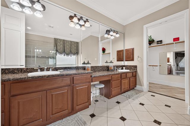5303 Fenwick Way Court, Sugar Land, TX 77479