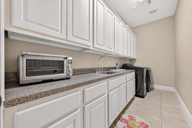 5303 Fenwick Way Court, Sugar Land, TX 77479