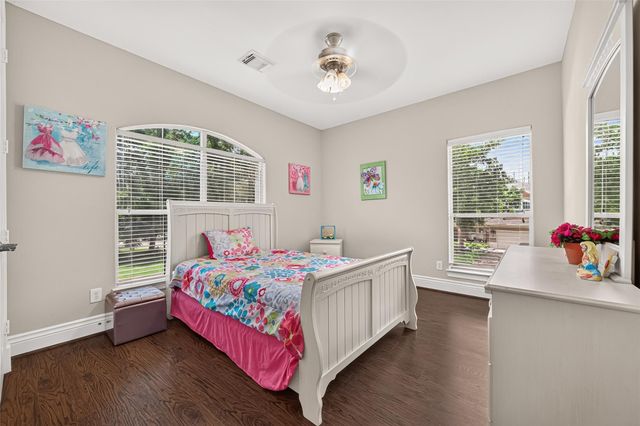5303 Fenwick Way Court, Sugar Land, TX 77479