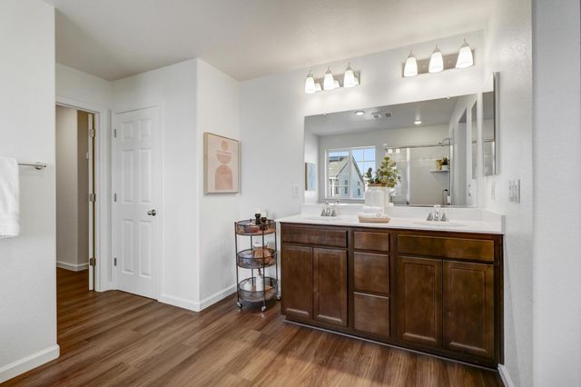 10167 Ramy Cir, Elk Grove, CA 95757