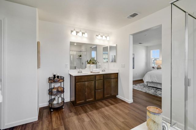 10167 Ramy Cir, Elk Grove, CA 95757