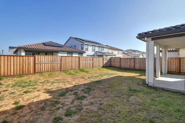 10167 Ramy Cir, Elk Grove, CA 95757