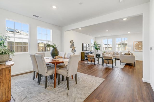 10167 Ramy Cir, Elk Grove, CA 95757