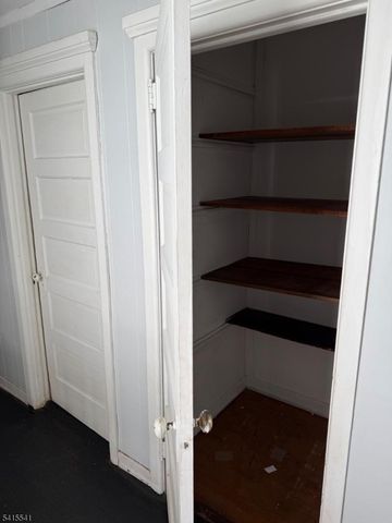 13 Emerson Pl, Newark City, NJ 07114