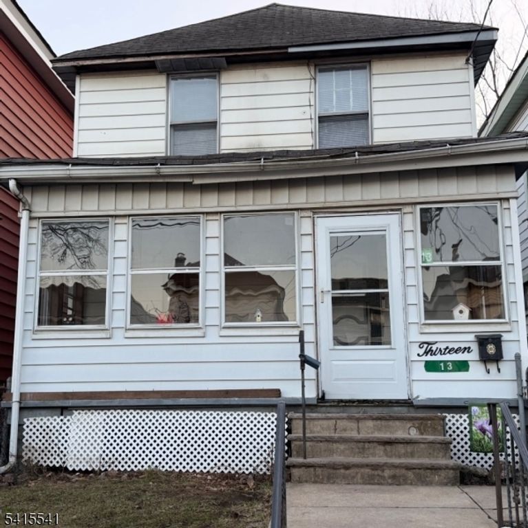13 Emerson Pl, Newark City, NJ 07114