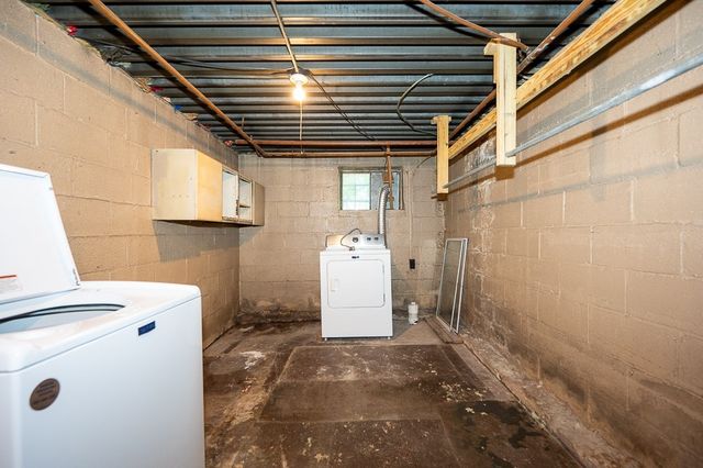 32 Tyson Rd, Worcester, MA 01606