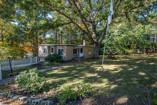 32 Tyson Rd, Worcester, MA 01606