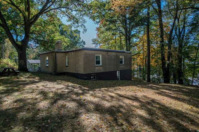 32 Tyson Rd, Worcester, MA 01606