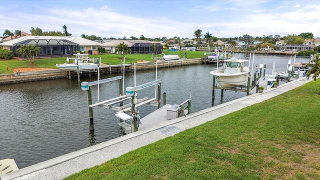 35 OAKWOOD DRIVE N 35, Englewood, FL 34223