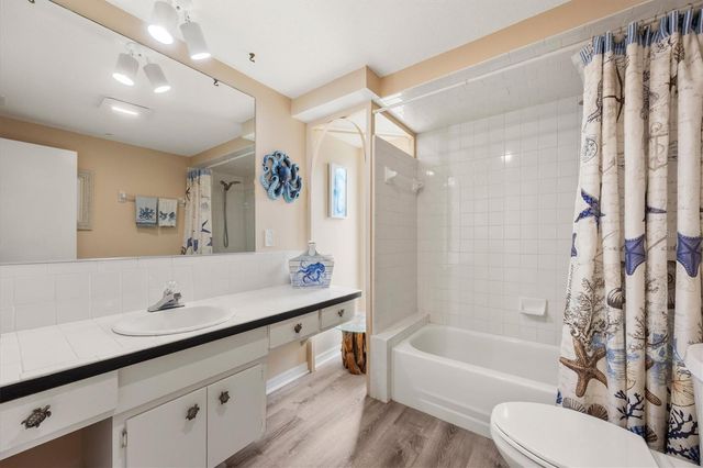 35 OAKWOOD DRIVE N 35, Englewood, FL 34223