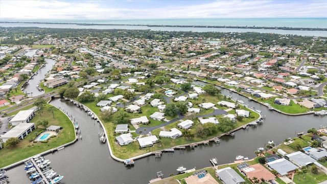 35 OAKWOOD DRIVE N 35, Englewood, FL 34223