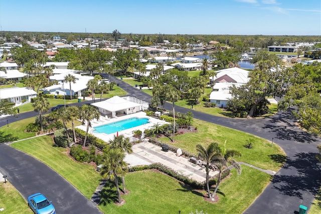 35 OAKWOOD DRIVE N 35, Englewood, FL 34223