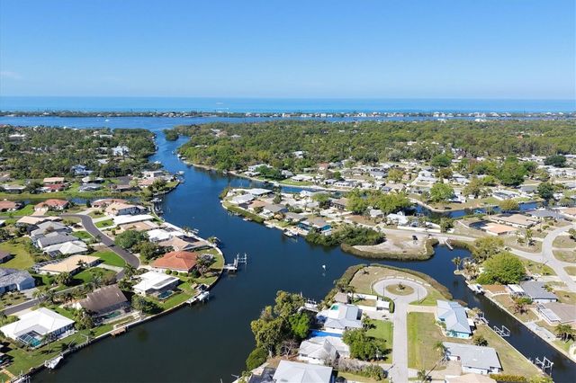 35 OAKWOOD DRIVE N 35, Englewood, FL 34223