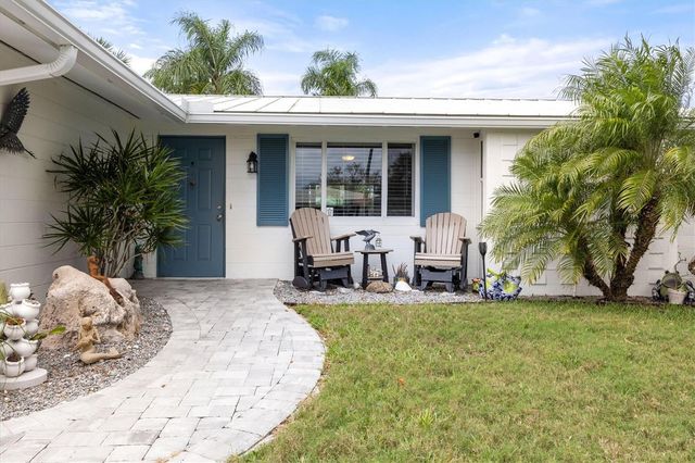 35 OAKWOOD DRIVE N 35, Englewood, FL 34223